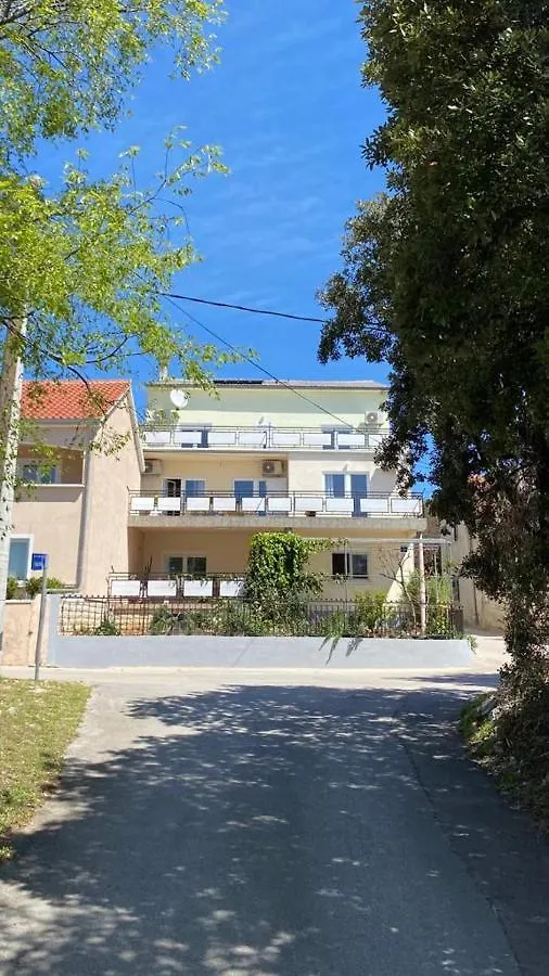 Lukenda Rooms Pakoštane 0*,